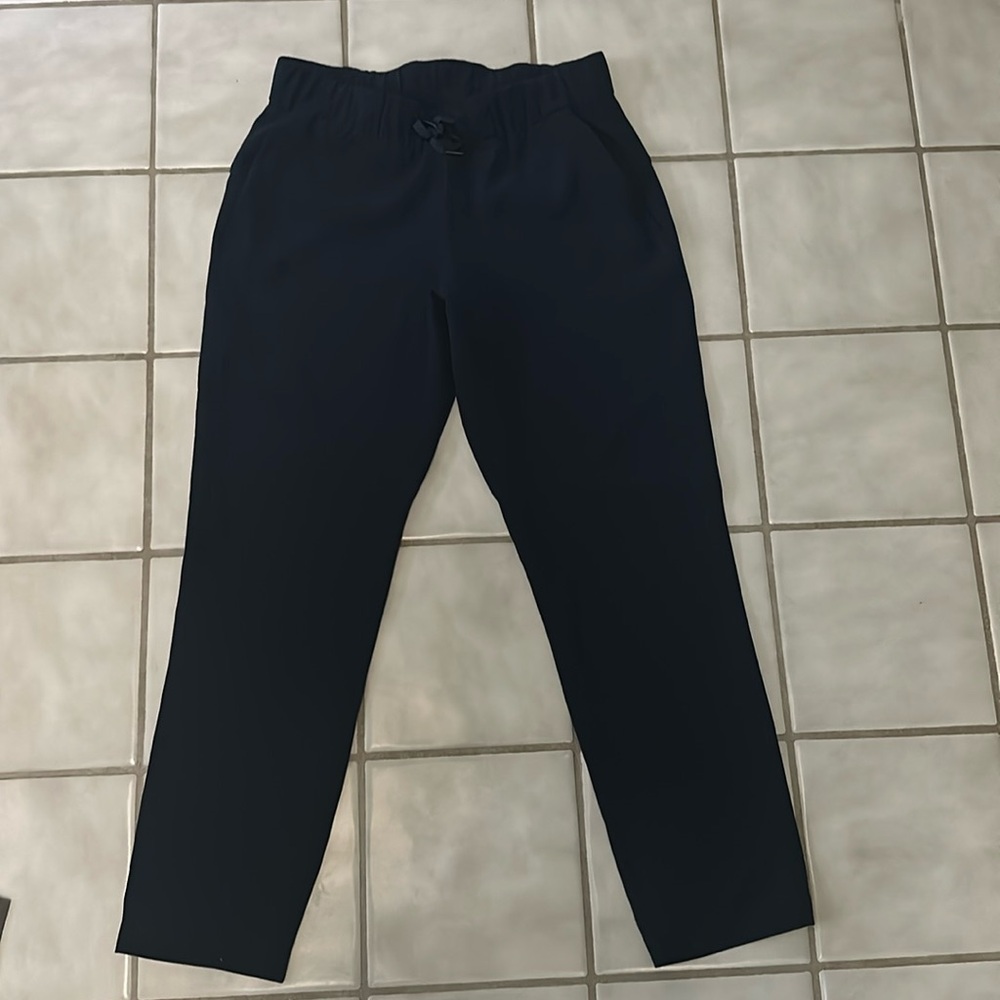 Lululemon on the fly 7/8 pant